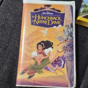 The Hunchback of Notre Dame Masterpiece (VHS,‎ 1997, Walt Disney)